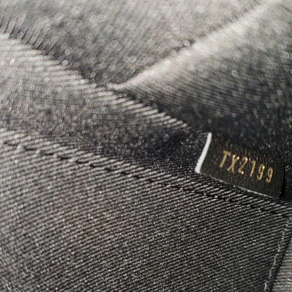 New Louis Vuitton Palm Springs Mini Backpack - Picture 2 of 7